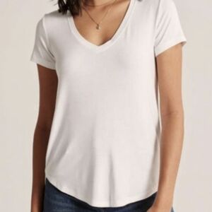 SO White V-Neck Short Sleeve Tee